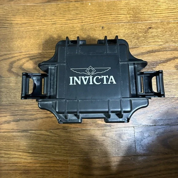 Invicta Watch - Picture 2 of 5